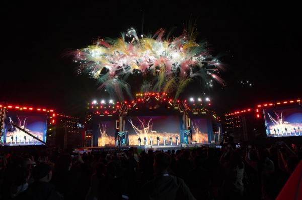 金色额济纳奏响时代华章 第二十六届金秋胡杨生态文化旅游节盛大开幕